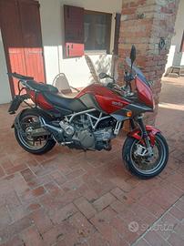 Aprilia Mana 850