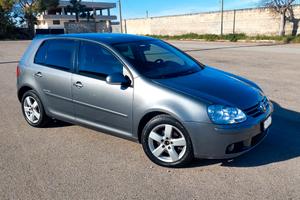 Volkswagen Golf V