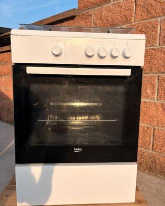 Cucina a gas con forno