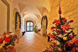 3 LOCALI A GUALDO TADINO