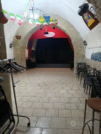 Magazzino centro storico di Napoli vari usi