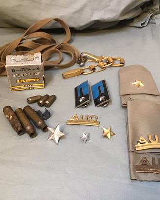 Cimeli militari AUC vari del 1980