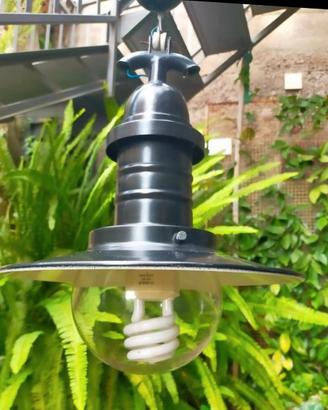 Lampada esterno stile industriale metallo