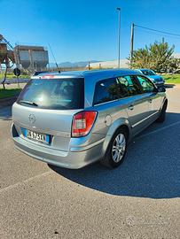 Opel Astra H sw 1.9 TDI cosmo 150 cv