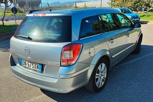 Opel Astra H sw 1.9 TDI cosmo 150 cv