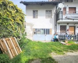 CASA SEMINDIPENDENTE A ALPIGNANO