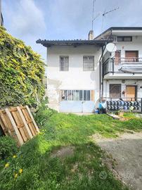 CASA SEMINDIPENDENTE A ALPIGNANO