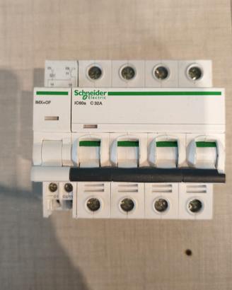 Schneider iC60 C32A 4P + iMX+OF