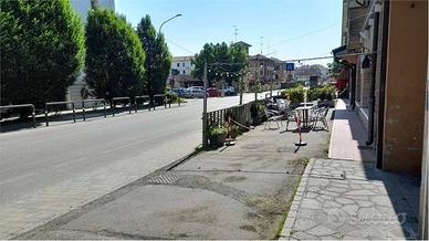 Immobile di 400 m² con 3 locali a Ravarino