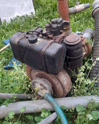 pompa per acqua a motore