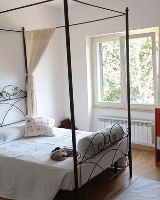 Letto baldacchino ferro battuto 