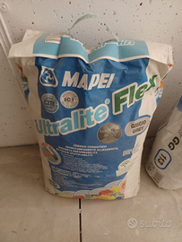 Adesivo cemento Mapei