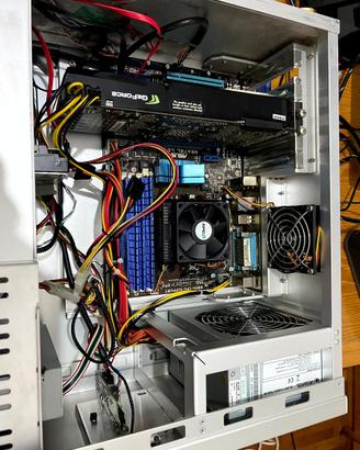 Kit AMD Phenom II X4 965BE 8GB RAM Asus M5A78LLE
