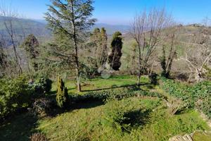 CASA SEMINDIPENDENTE A SOGLIANO AL RUBICONE