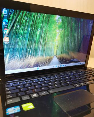 notebook TOSHIBA i5 ssd