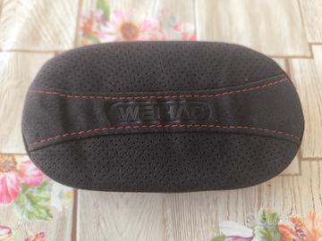 Poggiagamba auto – ergonomico, antiscivolo NUOVO