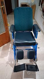 sedia a rotelle / carrozzina per disabile 