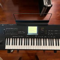 Tastiera korg i30