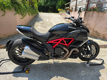 Ducati Diavel 1200 - 2011