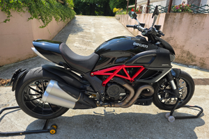 Ducati Diavel 1200 - 2011