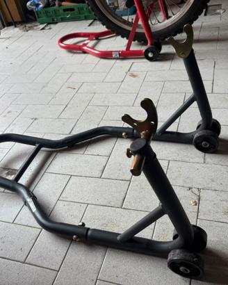 Cavalletto posteriore moto