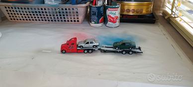 Bisarca con due modelli 1\60