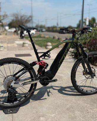 Fantic XEF 1.9 Factory 2026 L