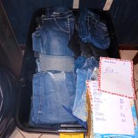 lotto di 60 jeans