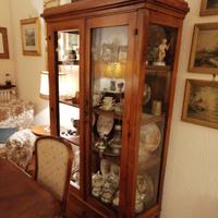 Vetrina antica in legno pregiato di ciliegio 
