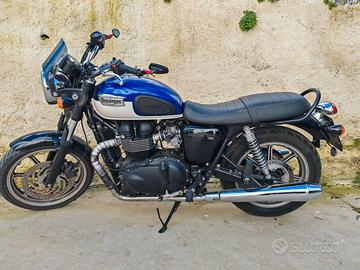 Triumph Bonneville T100