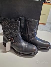 Stivaletti nuovi Cult 