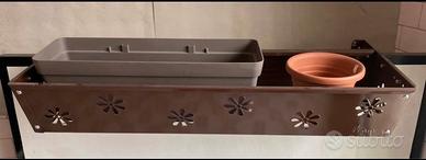 Portavaso da balcone verniciato marrone