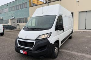 Peugeot Boxer 335 2.0 BLUEHDI 130 CV PLM-TA