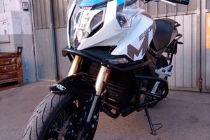 Cfmoto MT650