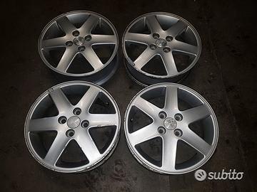 Cerchi In Lega Da 15" Per Suzuky Ignis