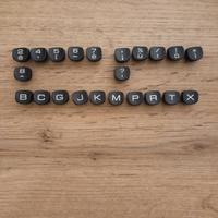 Olivetti Valentine lotto 22 tasti versione opaca