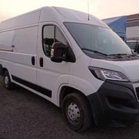 Peugeot Boxer 330