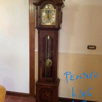 orologio a pendolo d'epoca 