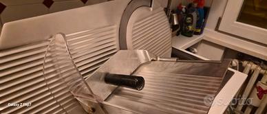 Affettatrice  lama 300