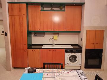 Cucina e mobile soggiorno 