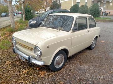 Simpaticissima Fiat 850 del 1966