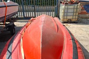 gommone con chiglia rigida 4.6