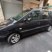 Hyundai Matrix 1500 D neopatentati , full optional