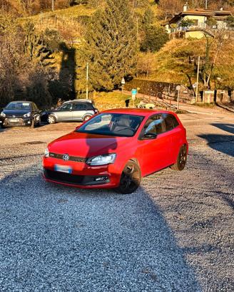 Volkswagen Polo GTI 1.4 TSI DSG – 180 CV – Rossa