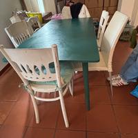 Tavolo da guardino con 6 sedie colore verde