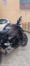 Suzuki GSX s 950