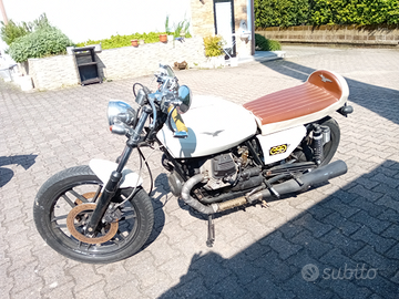 Moto guzzi. v35 cafe racer