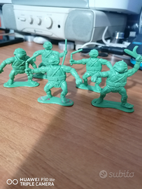 Lotto 5 personaggi ninja turtles