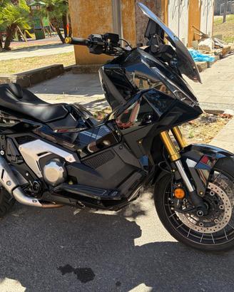 Honda xadv 750