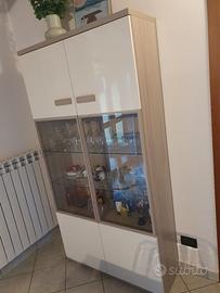 Vetrina Pegaso nuova